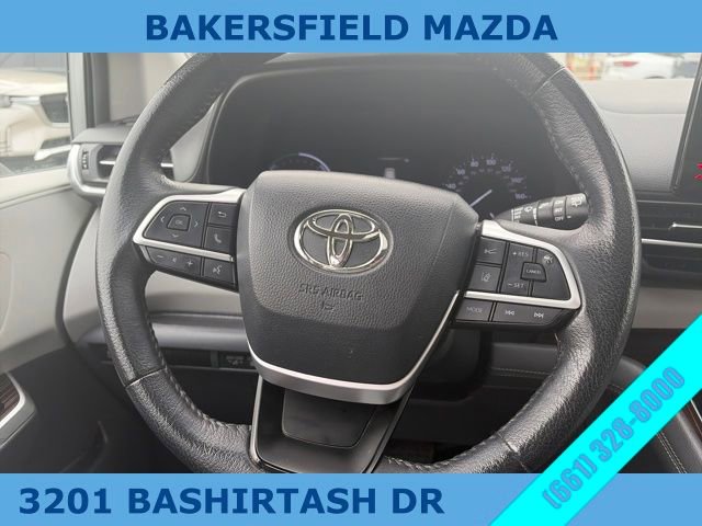 Used 2021 Toyota Sienna XLE image 22