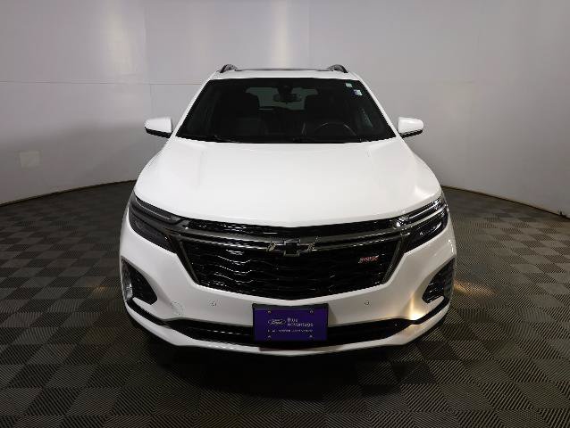 Used 2023 Chevrolet Equinox RS AWD/4WD image 3