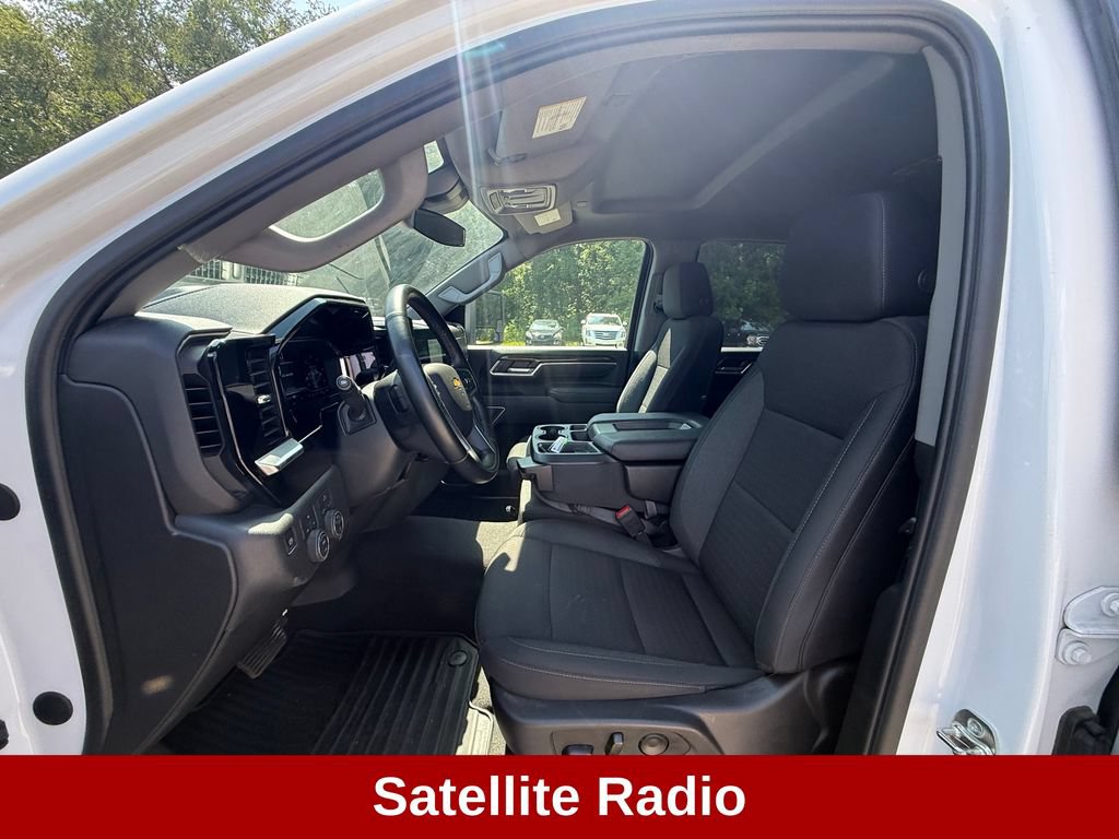 Used 2025 Chevrolet Silverado 2500 LT w/ Safety Package AWD/4WD image 13