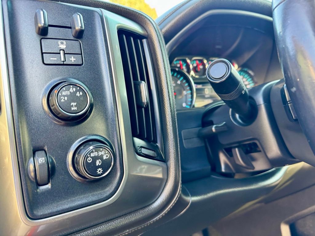 Used 2016 Chevrolet Silverado 1500 LTZ Z71 w/ LTZ Plus Package AWD/4WD image 26