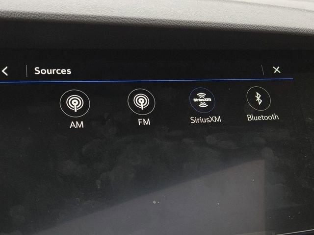 Used 2022 Buick Envision Avenir w/ Technology Package II image 6