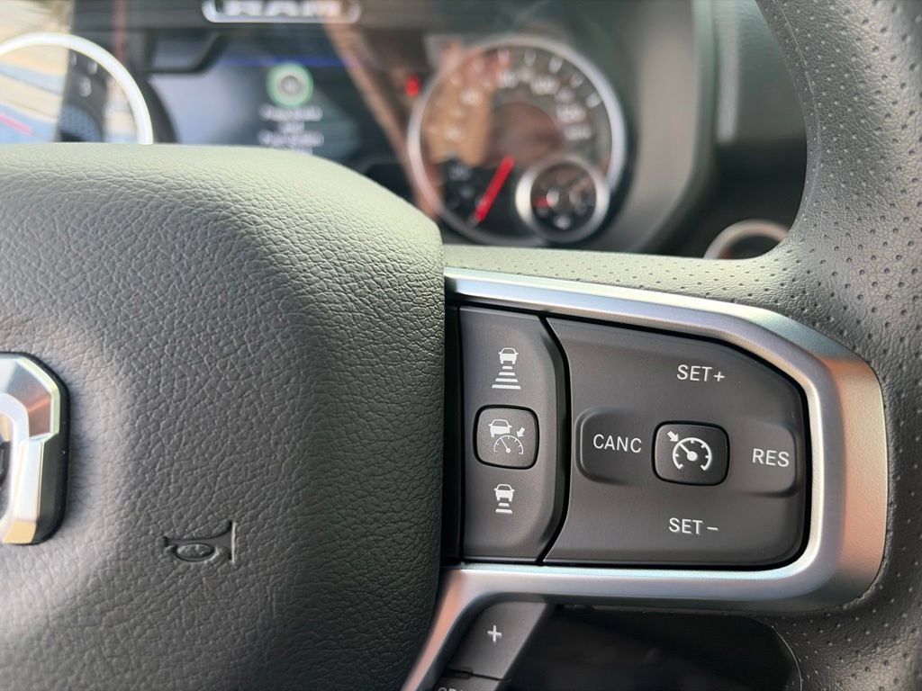 New 2026 RAM 1500 Express AWD/4WD image 25