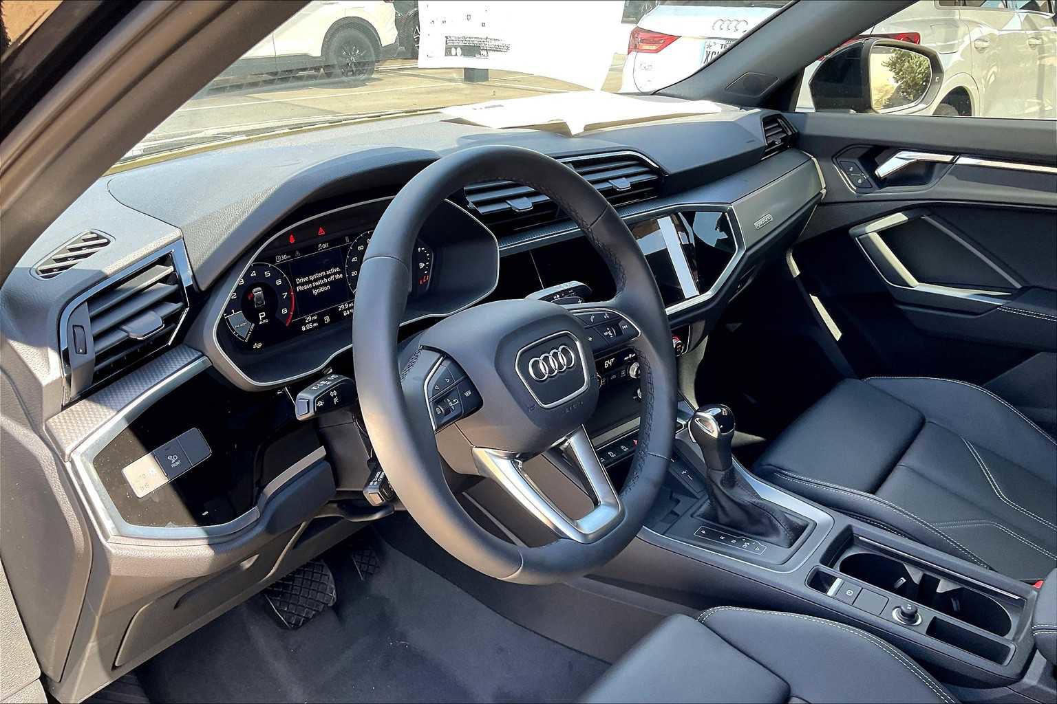 New 2025 Audi Q3 2.0T Premium w/ Convenience Package AWD/4WD image 8