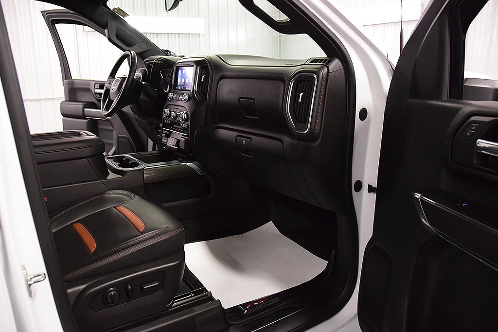Used 2021 GMC Sierra 2500 AT4 image 30