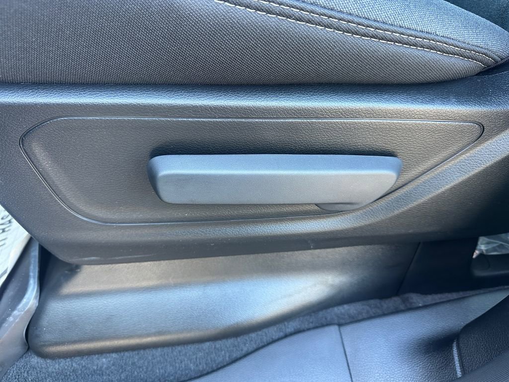 New 2026 RAM 1500 4x4 Crew Cab image 28