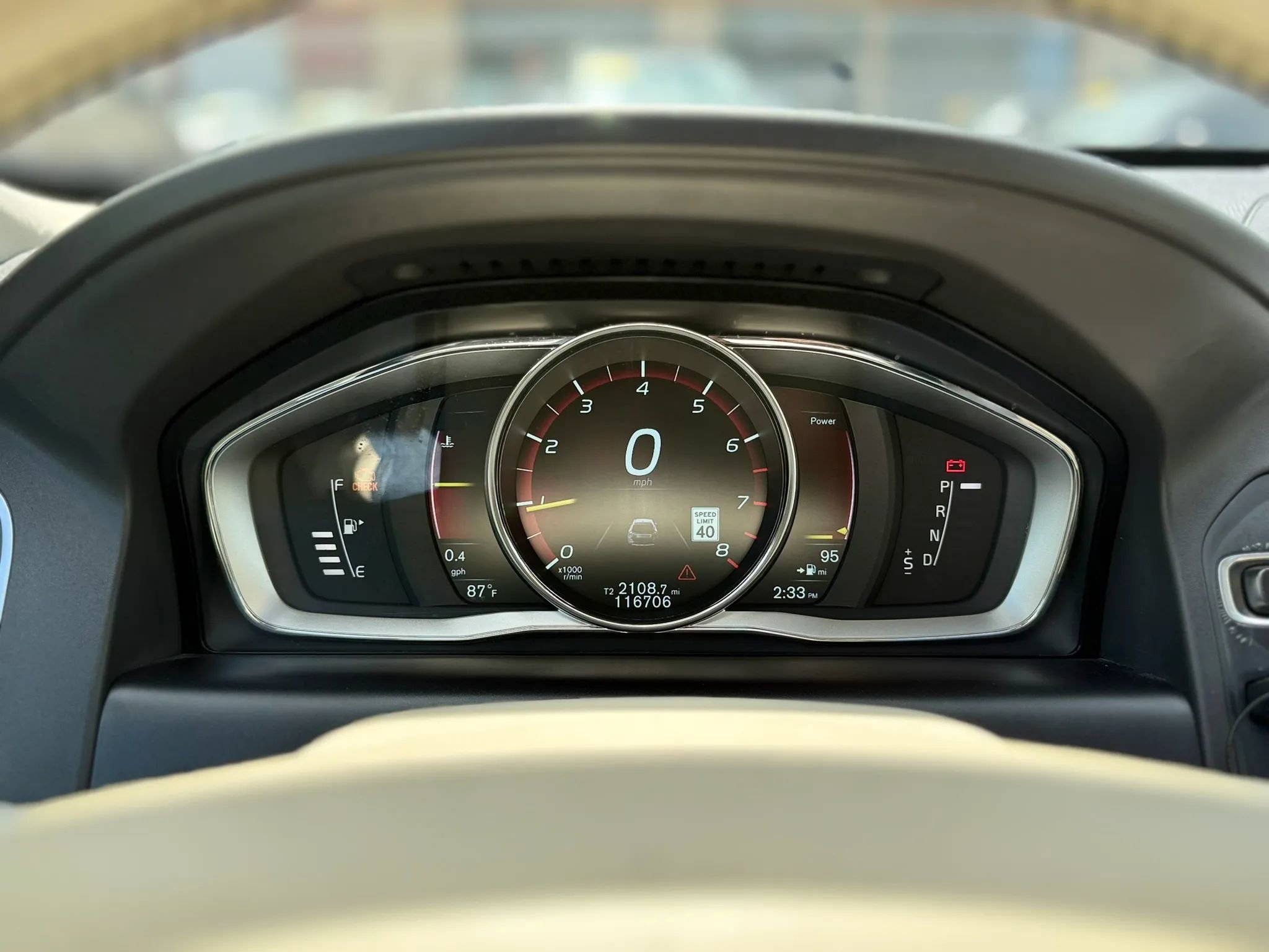 Used 2015 Volvo XC60 T5 Platinum FWD image 31