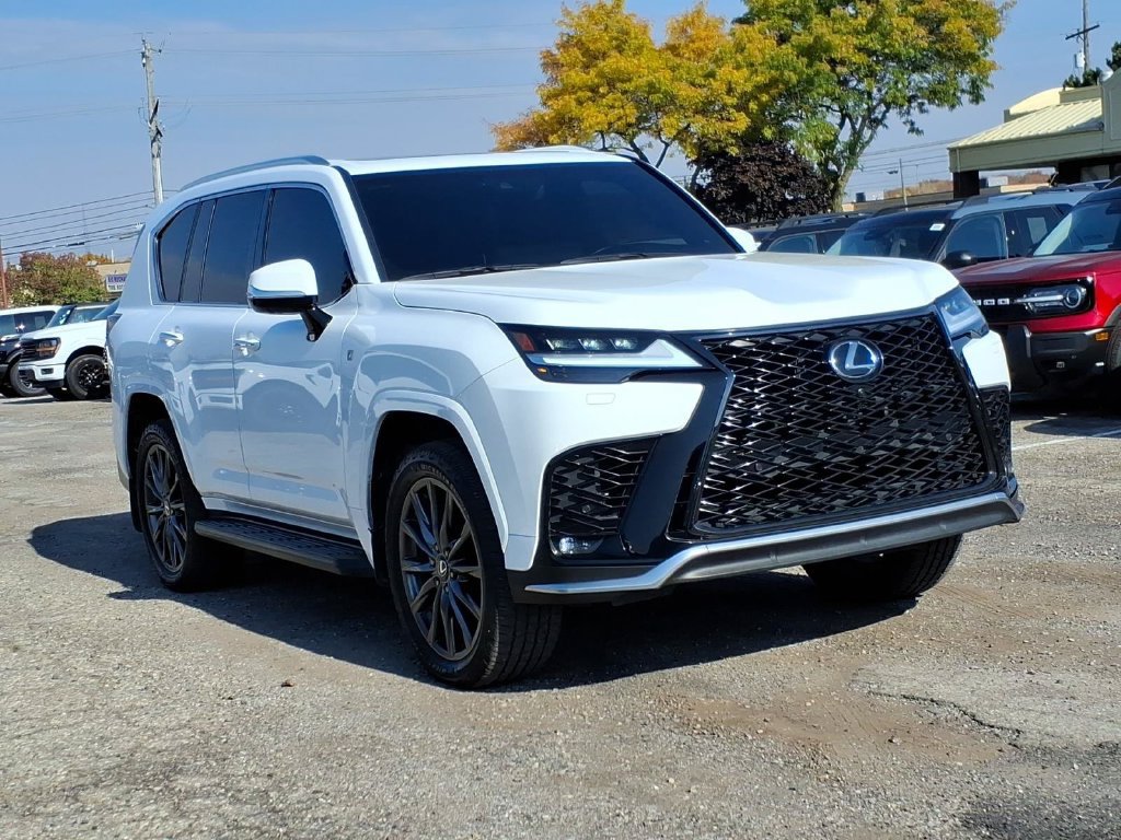 Used 2024 Lexus LX 600 F Sport AWD/4WD image 7