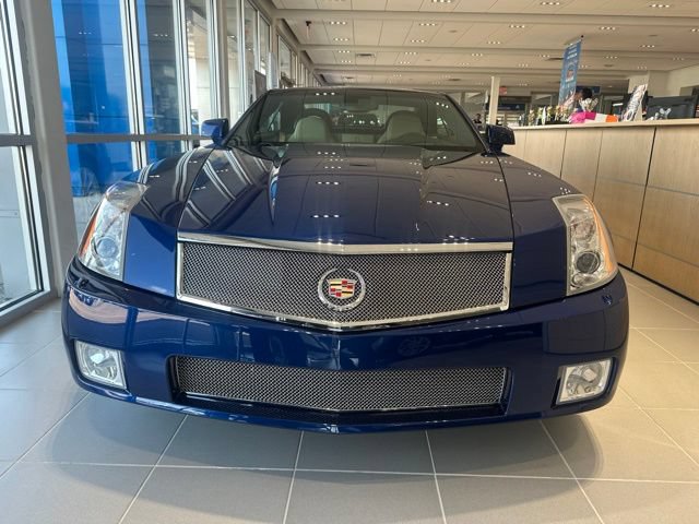 Used 2007 Cadillac XLR V RWD video 2