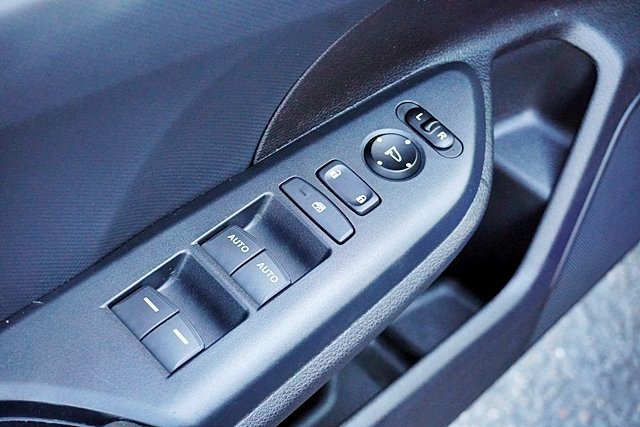Used 2020 Honda Civic LX image 30