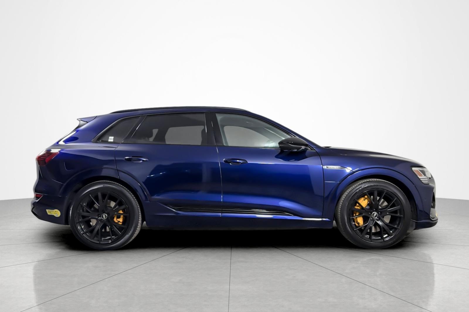 Used 2022 Audi e-tron Chronos AWD/4WD image 6