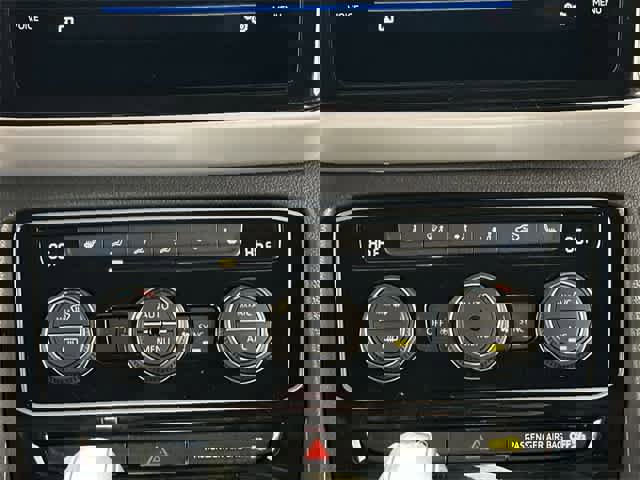 Certified 2022 Volkswagen Atlas Cross Sport SEL R-Line image 18