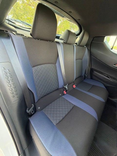Used 2020 Toyota C-HR XLE FWD image 9
