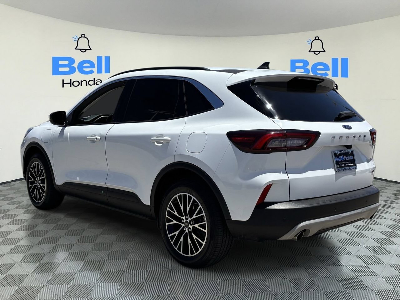 Used 2023 Ford Escape SE FWD video 3