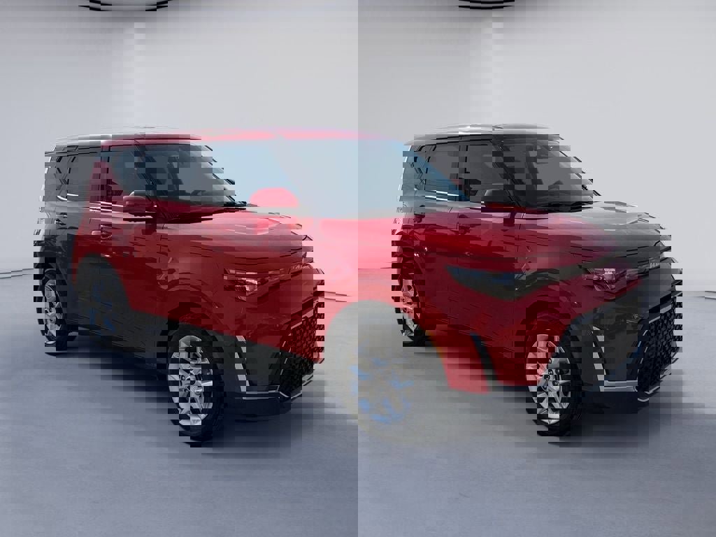 Used 2023 Kia Soul LX w/ LX Technology Package image 7