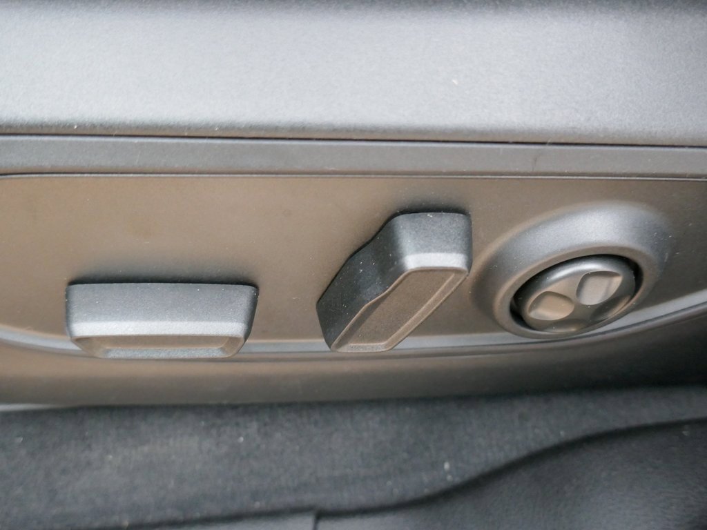 New 2025 Jeep Grand Cherokee Laredo X image 14