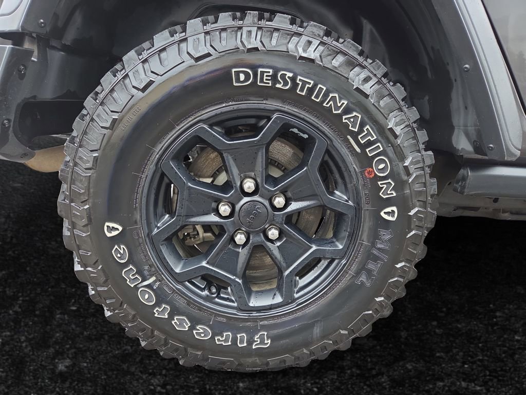 Certified 2023 Jeep Wrangler Unlimited w/ Cold Weather Group image 24