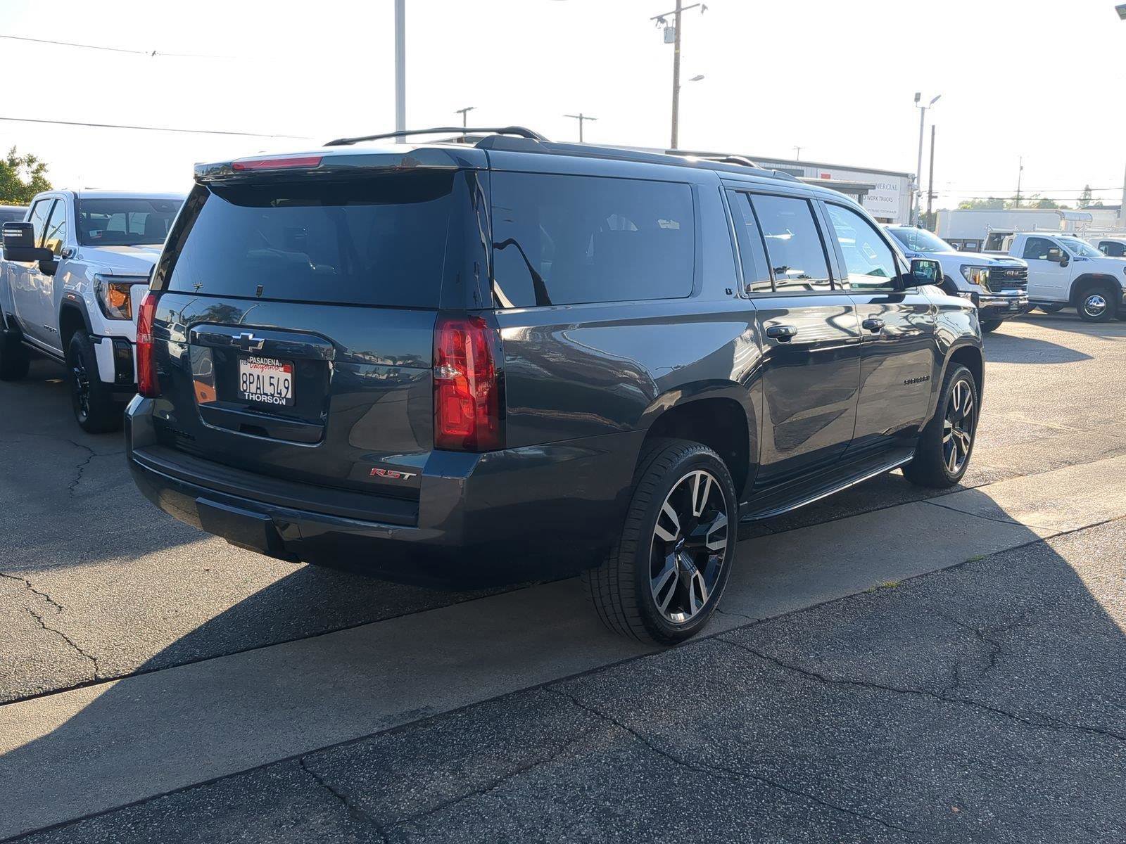 Used 2020 Chevrolet Suburban LT image 7
