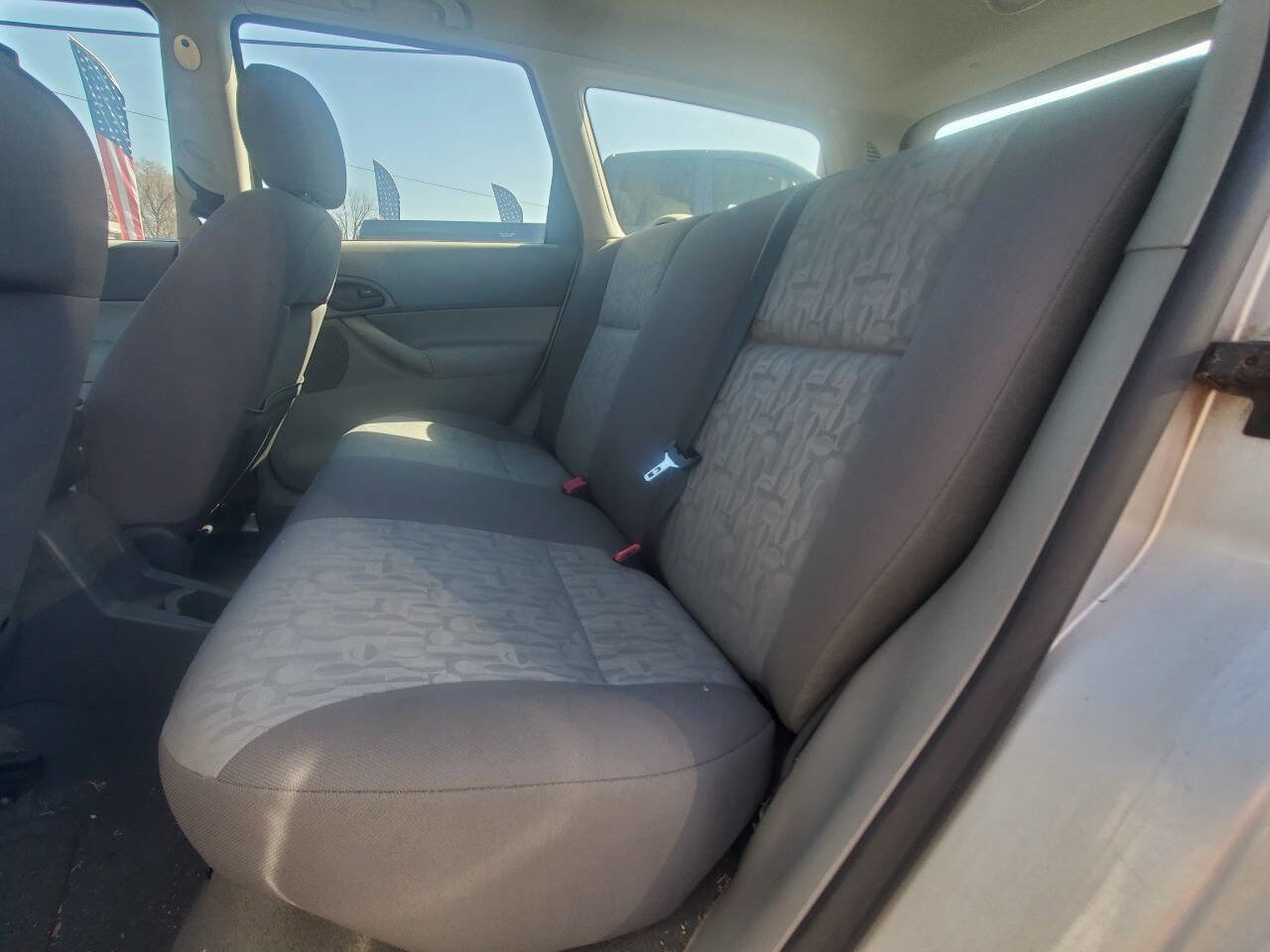 Used 2005 Ford Focus SES image 5