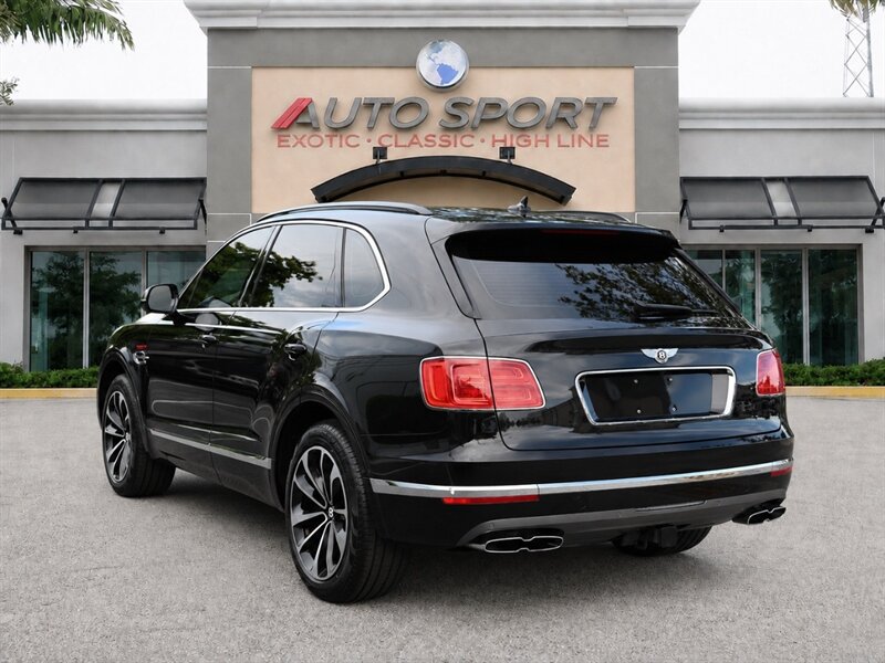 Used 2019 Bentley Bentayga AWD/4WD image 3