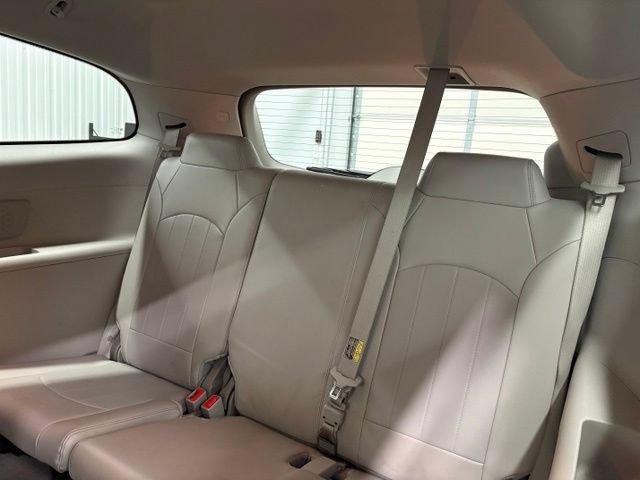 Used 2016 Buick Enclave Leather AWD/4WD image 10