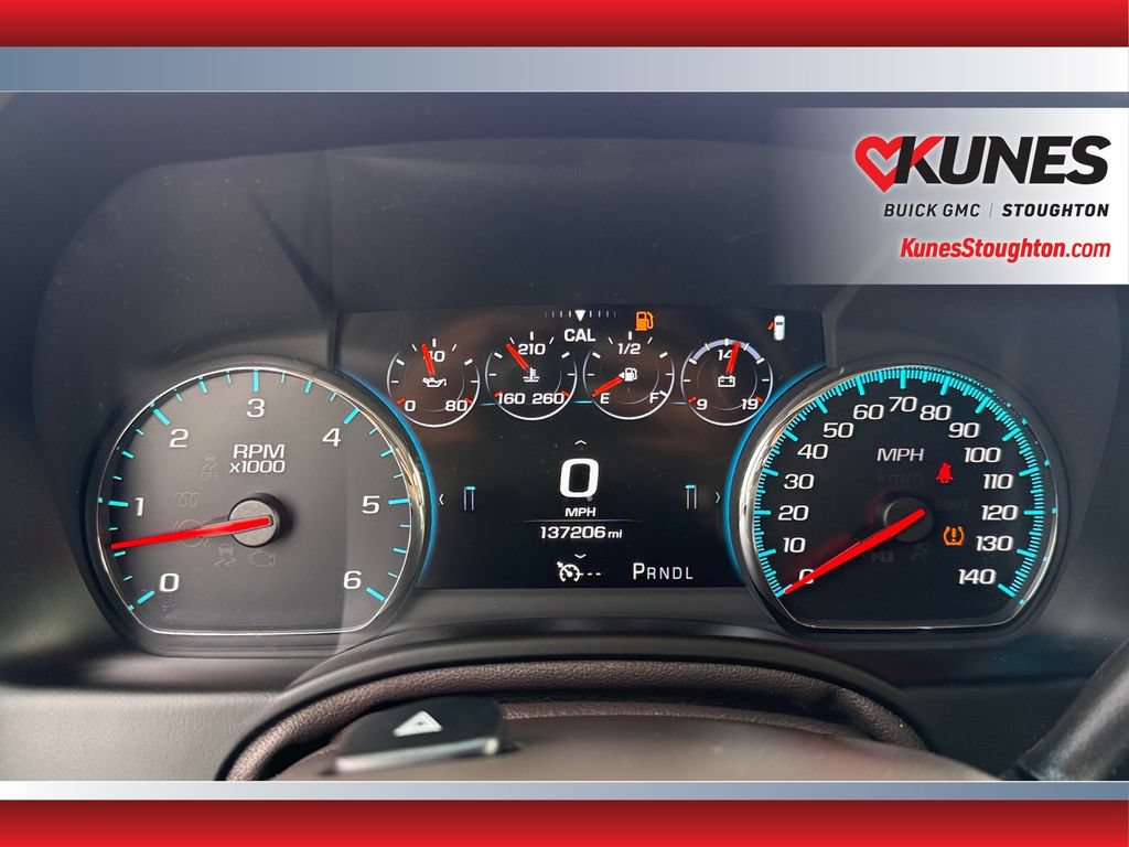 Used 2017 GMC Yukon XL Denali w/ Open Road Package AWD/4WD image 12