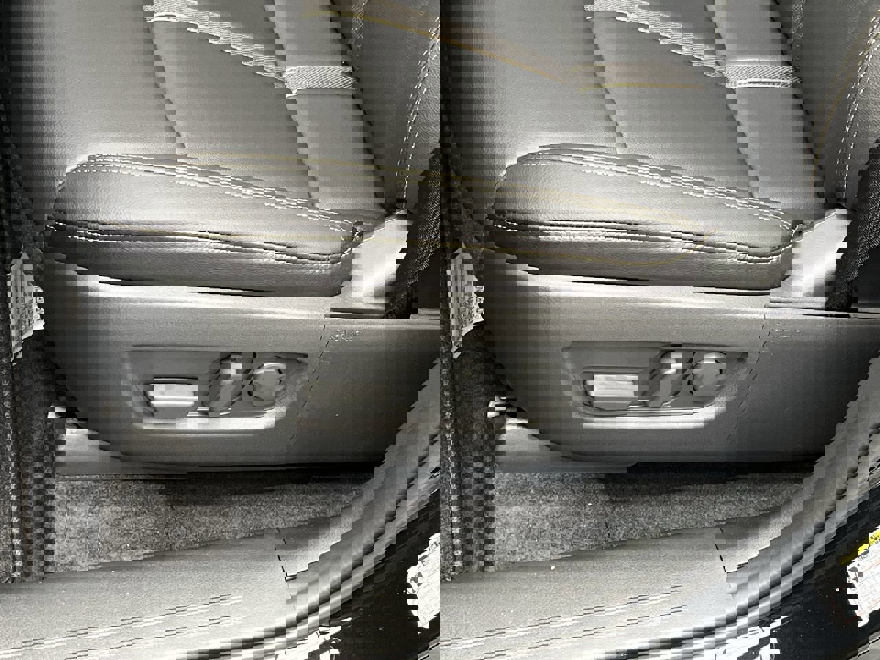 New 2026 MAZDA CX-90 3.3 Turbo w/ Select Package image 9