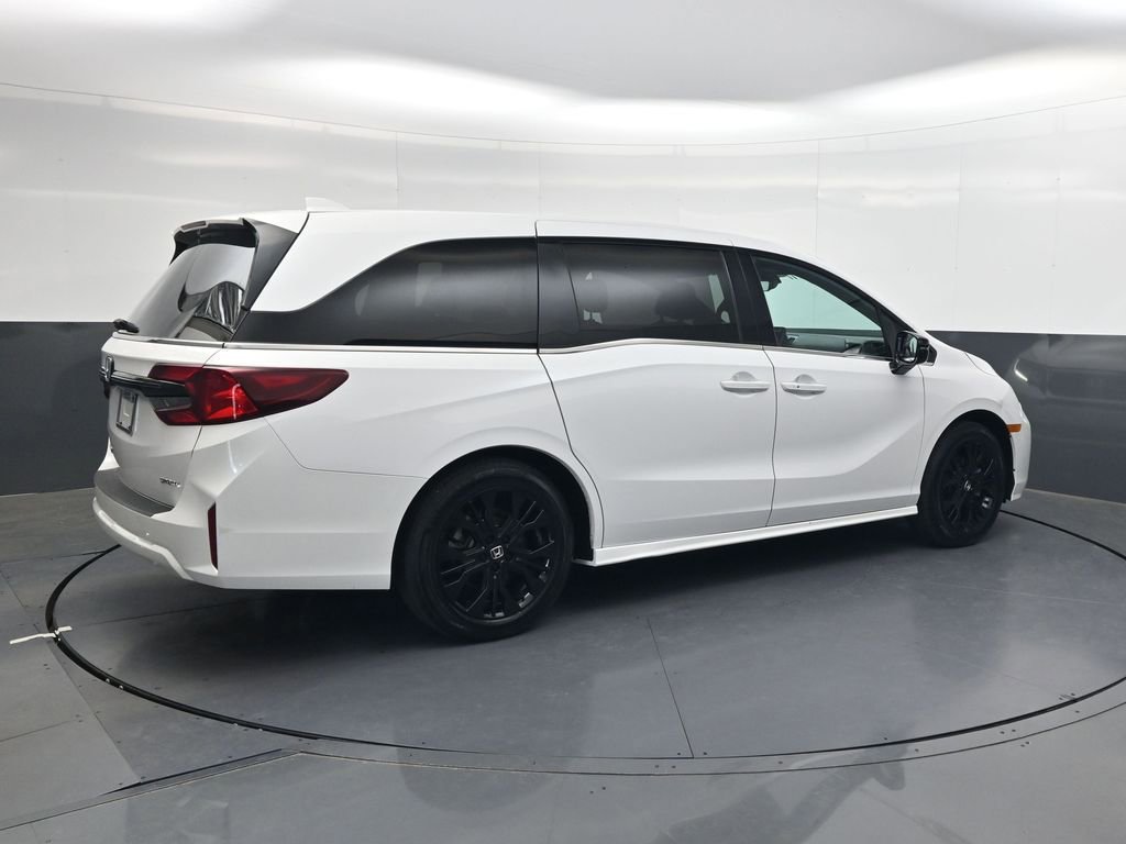 Used 2025 Honda Odyssey Sport-L image 4