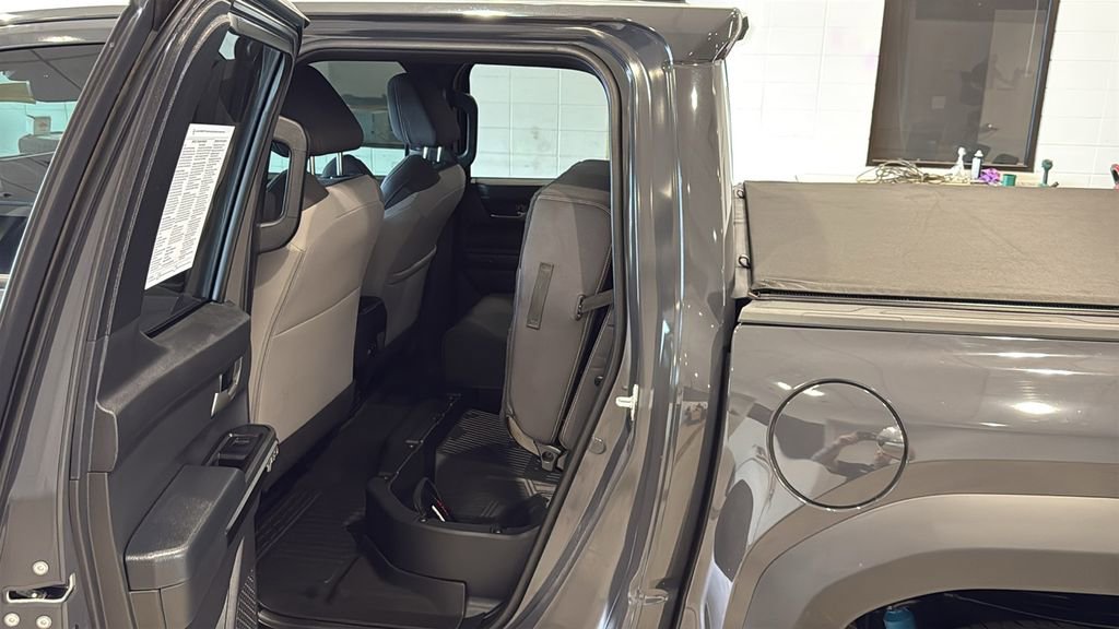 Used 2024 Toyota Tacoma TRD Off-Road w/ TRD Off Road Upgrade Package AWD/4WD image 18