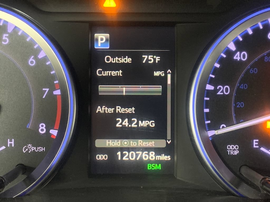 Used 2019 Toyota Highlander XLE AWD/4WD image 33