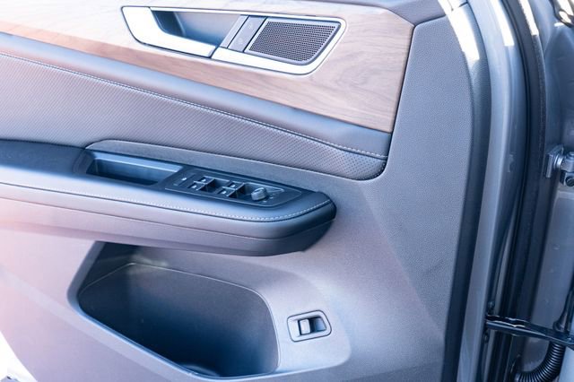 New 2026 Volkswagen Atlas SE image 28