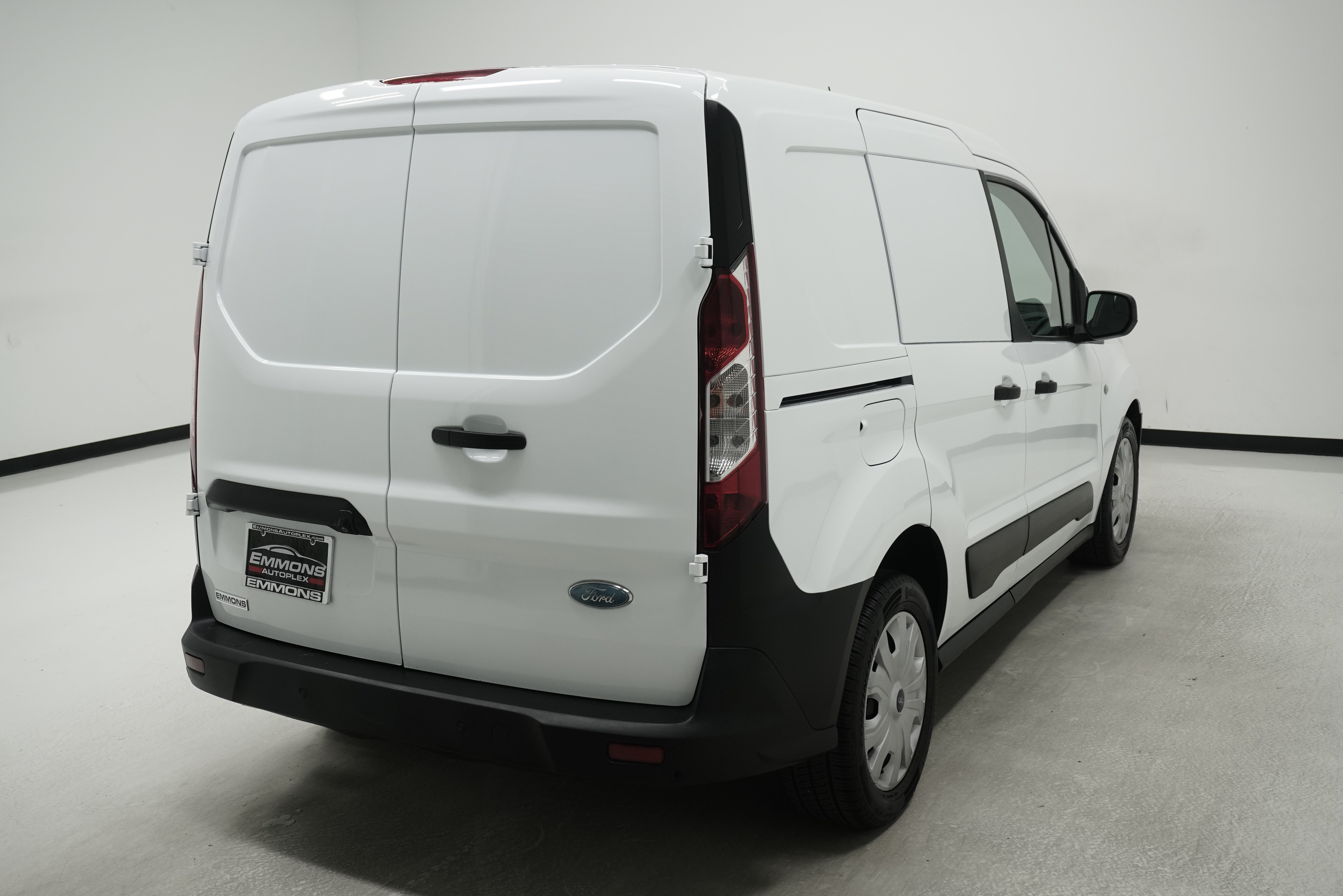 Used 2019 Ford Transit Connect XL FWD image 4