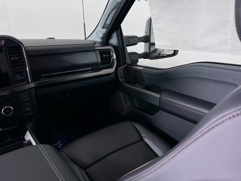 New 2025 Ford F350 Lariat w/ FX4 Off-Road Package image 27
