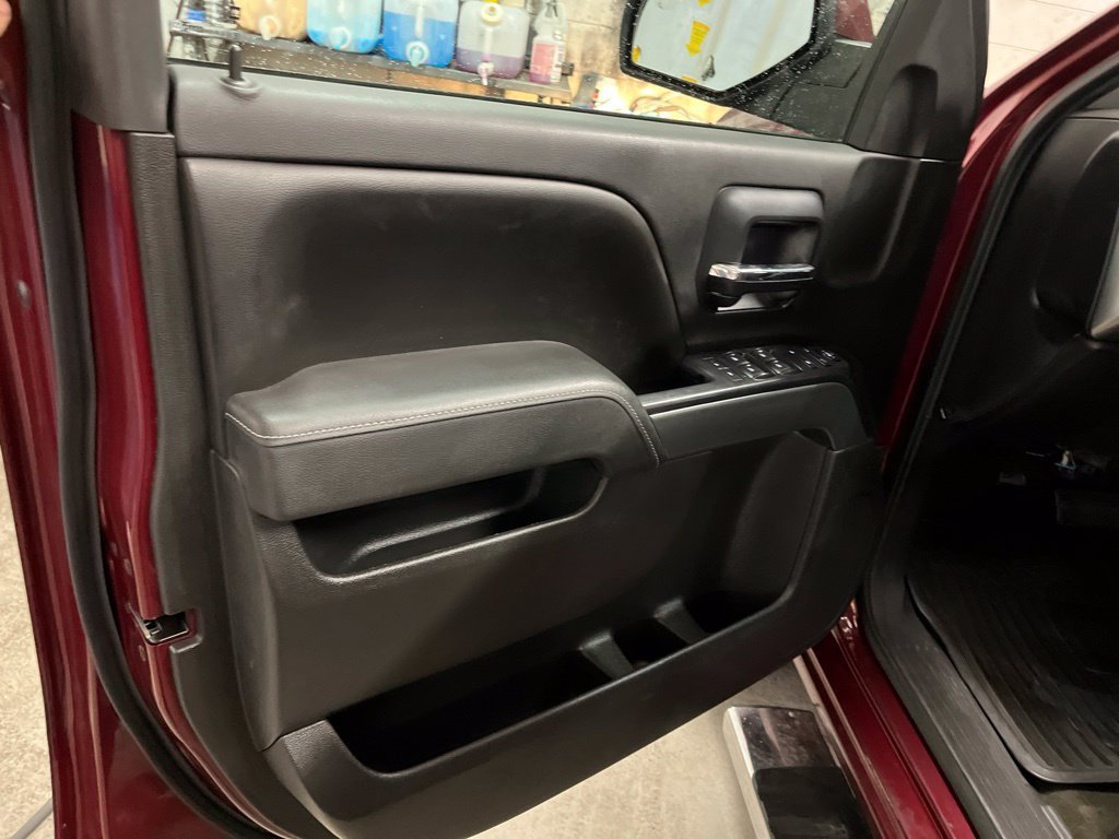 Used 2015 Chevrolet Silverado 1500 LT w/ All Star Edition AWD/4WD image 13