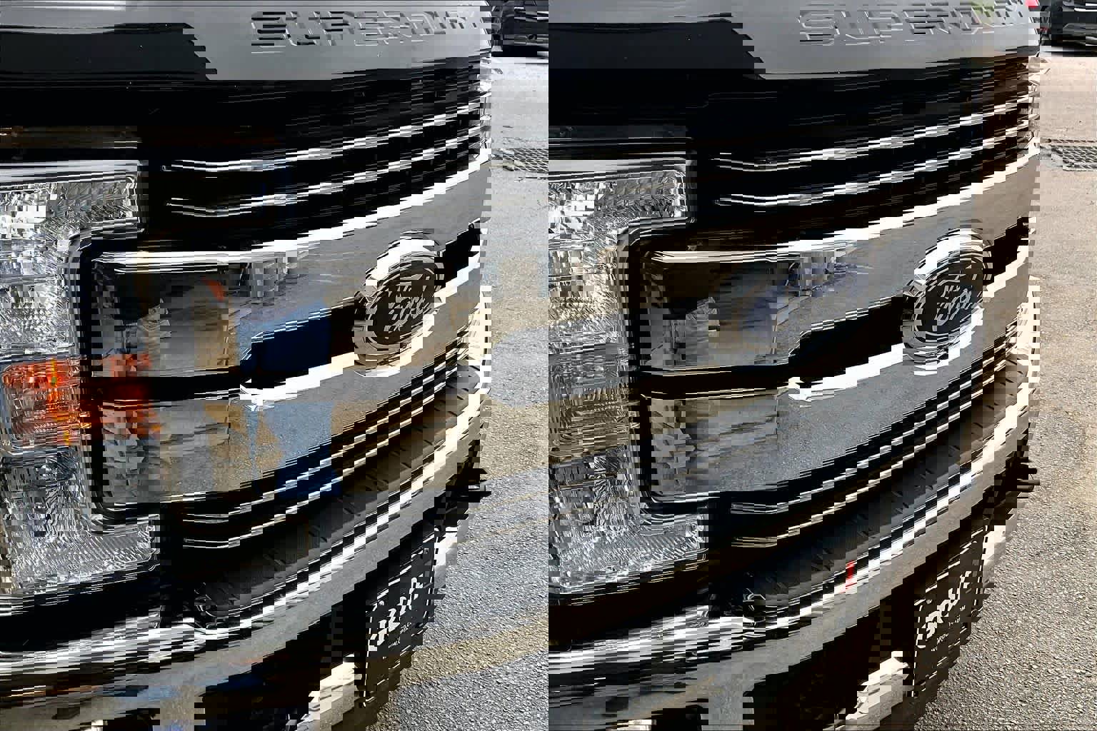 Used 2017 Ford F250 Lariat w/ Lariat Value Package image 29