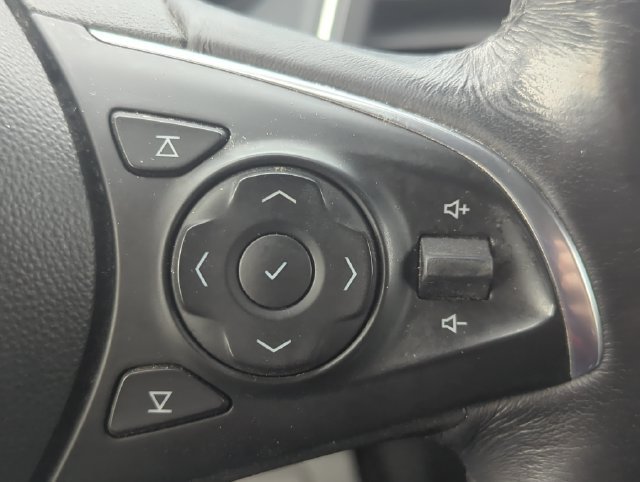 Used 2021 Buick Enclave Essence FWD image 29