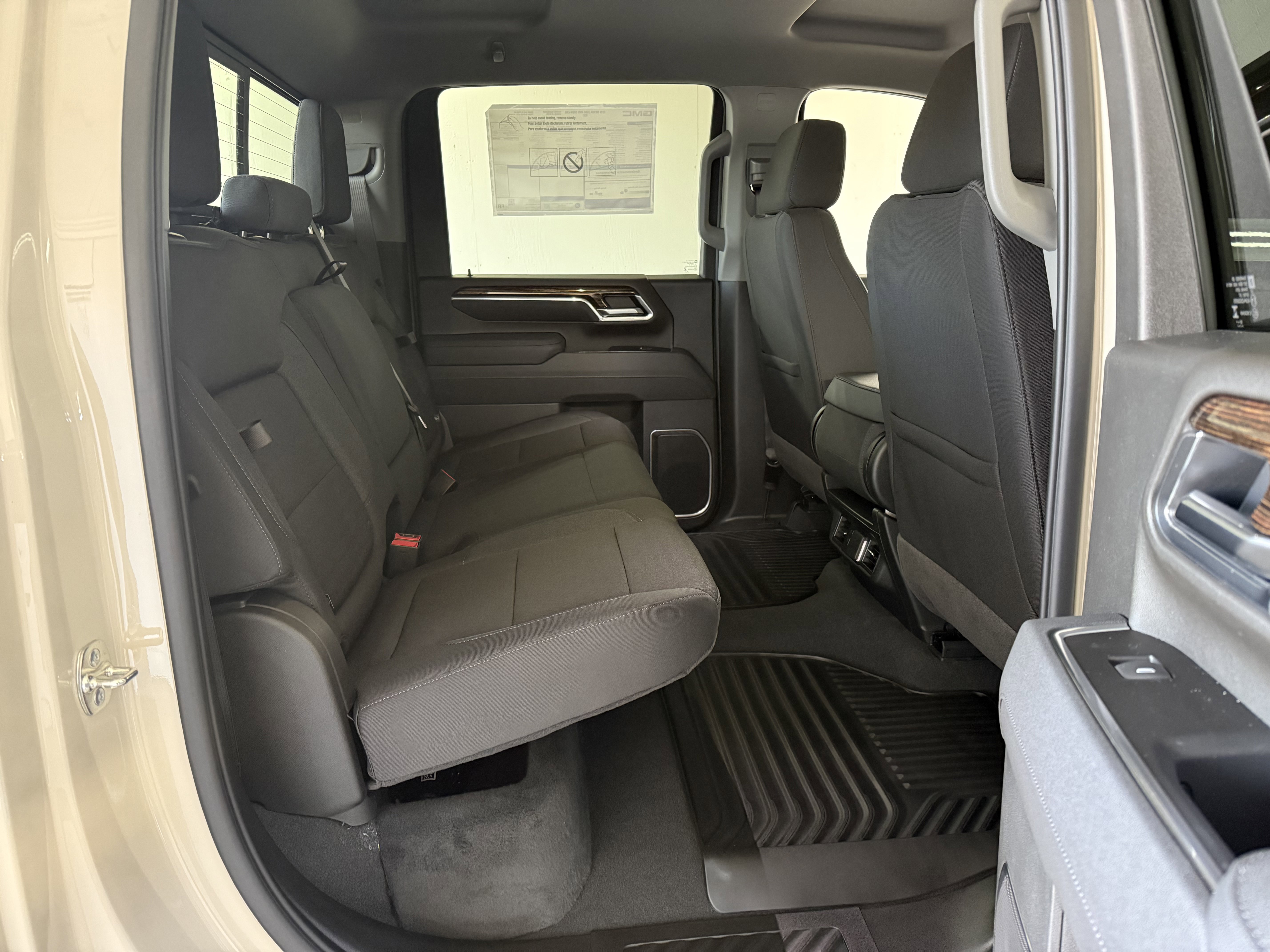 New 2026 GMC Sierra 3500 SLE image 40