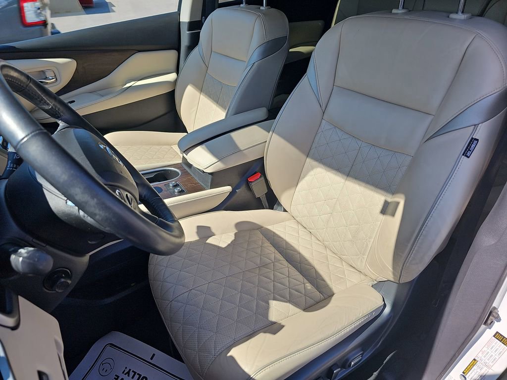 Used 2020 Nissan Murano Platinum FWD image 20