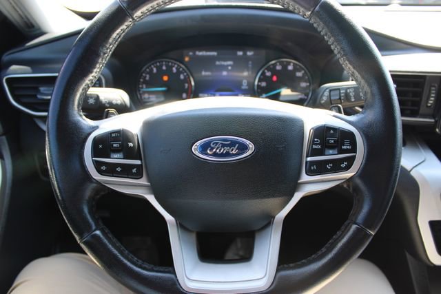 Used 2020 Ford Explorer XLT w/ Equipment Group 202A image 23