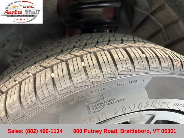 Used 2023 GMC Acadia SLE w/ Driver Convenience Package AWD/4WD image 30