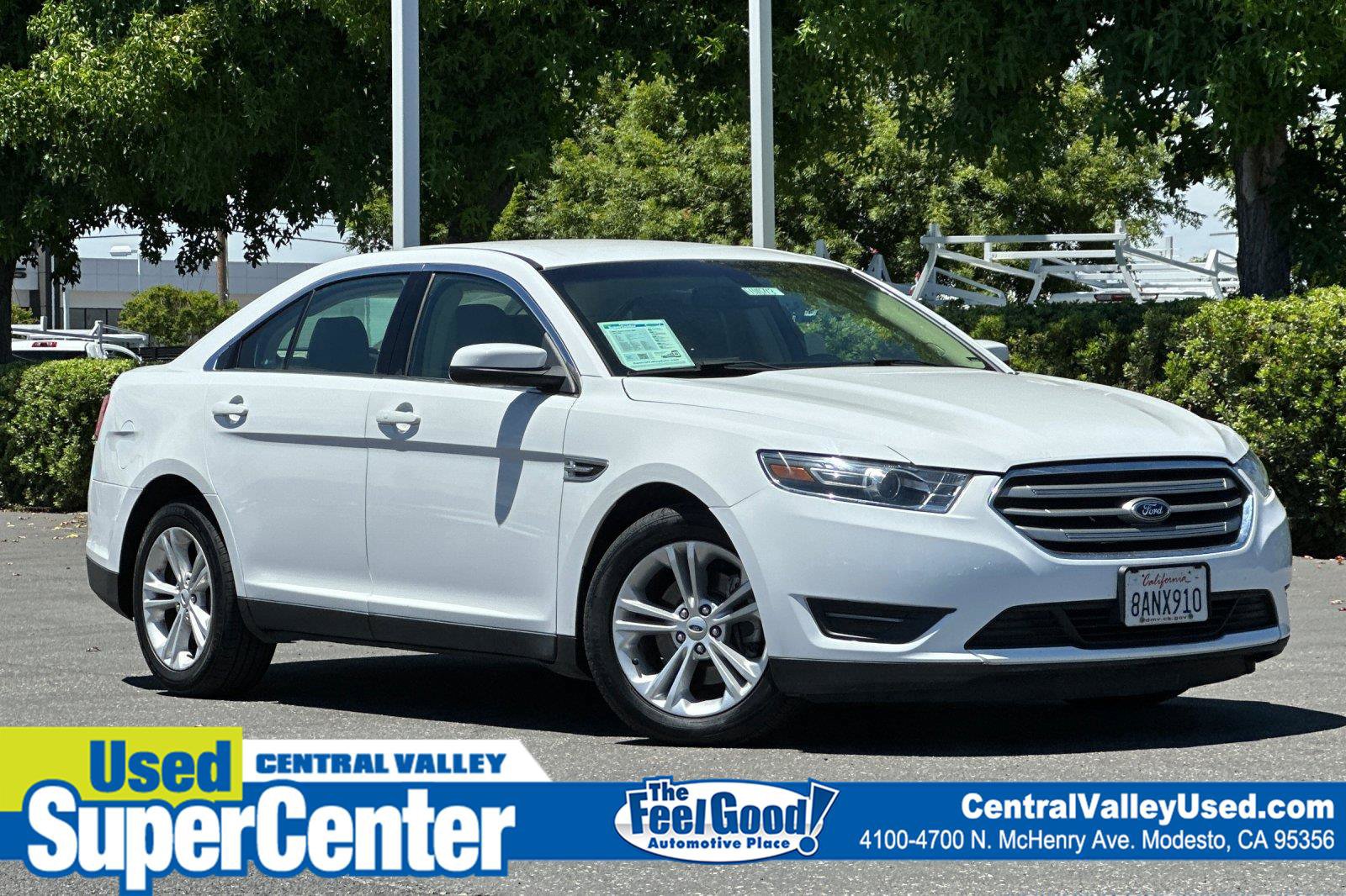 Used 2017 Ford Taurus SEL w/ Equipment Group 201A FWD image 1