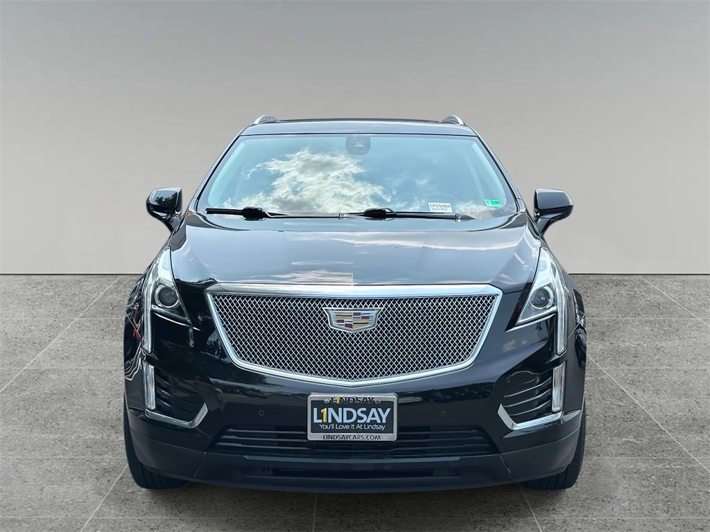Used 2017 Cadillac XT5 Luxury w/ Driver Awareness Package image 8