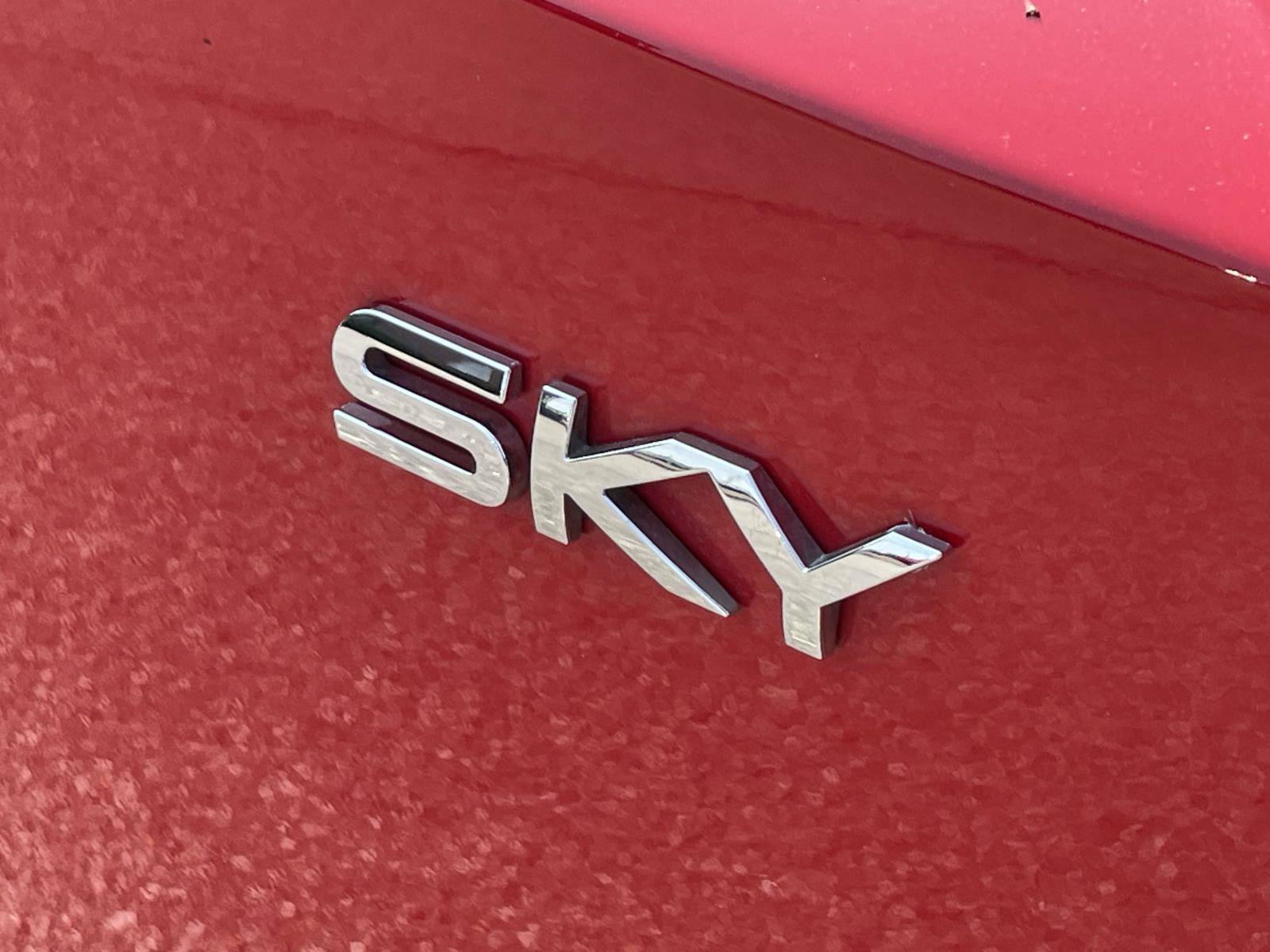 Used 2008 Saturn Sky w/ Premium Trim Package RWD image 10
