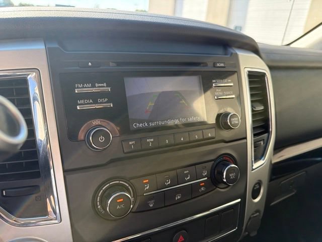 Used 2018 Nissan Titan SV AWD/4WD image 31