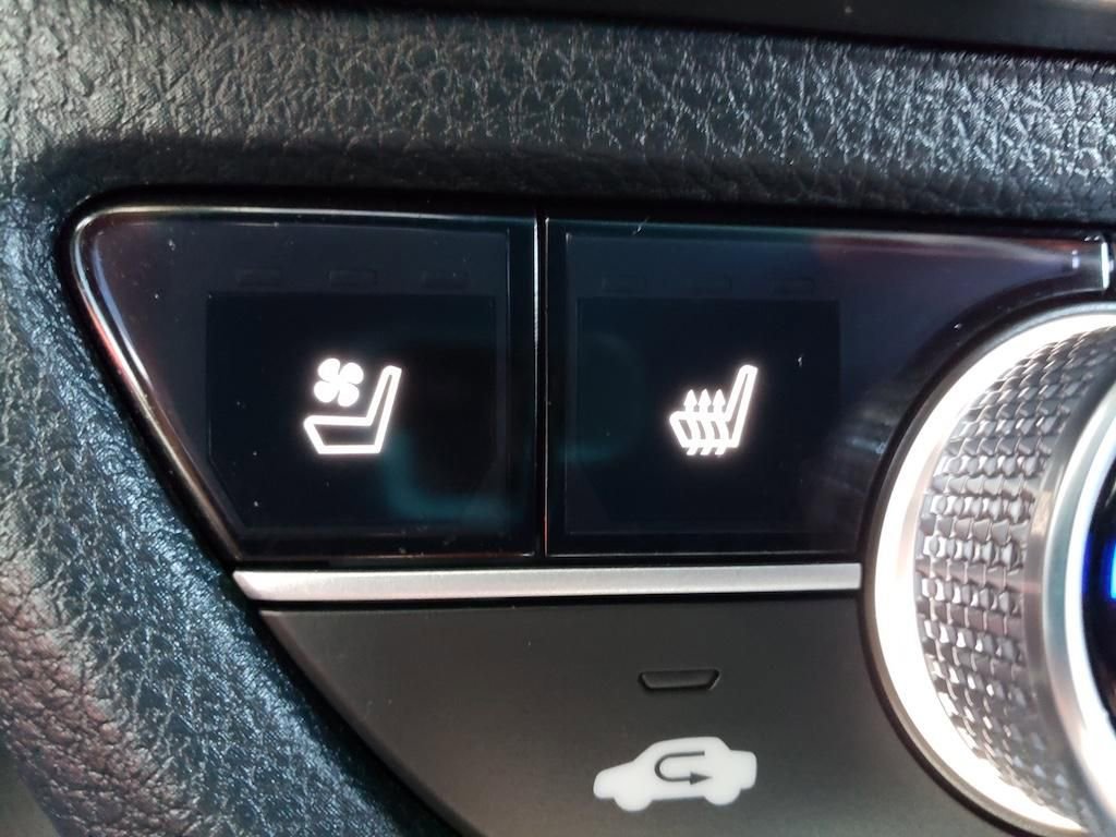 Certified 2025 Acura ADX A-Spec image 29