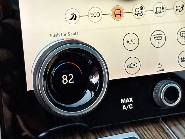 Used 2018 Land Rover Range Rover HSE image 22