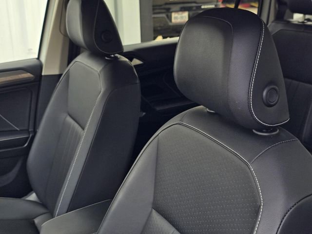 Used 2023 Volkswagen Tiguan SE image 22