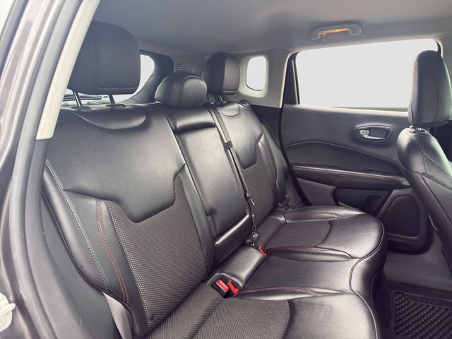 Used 2020 Jeep Compass Trailhawk image 18