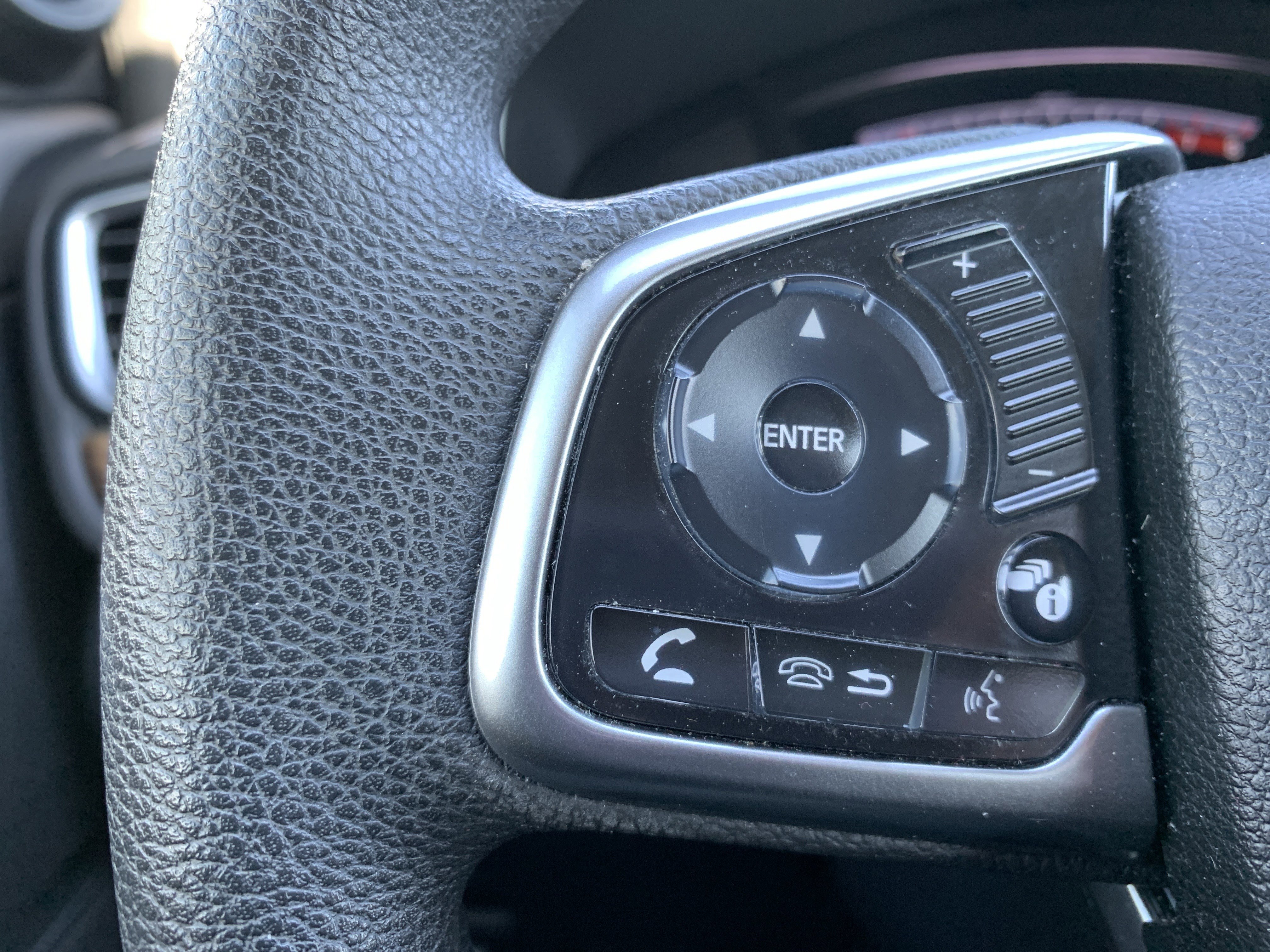 Used 2018 Honda CR-V EX image 19