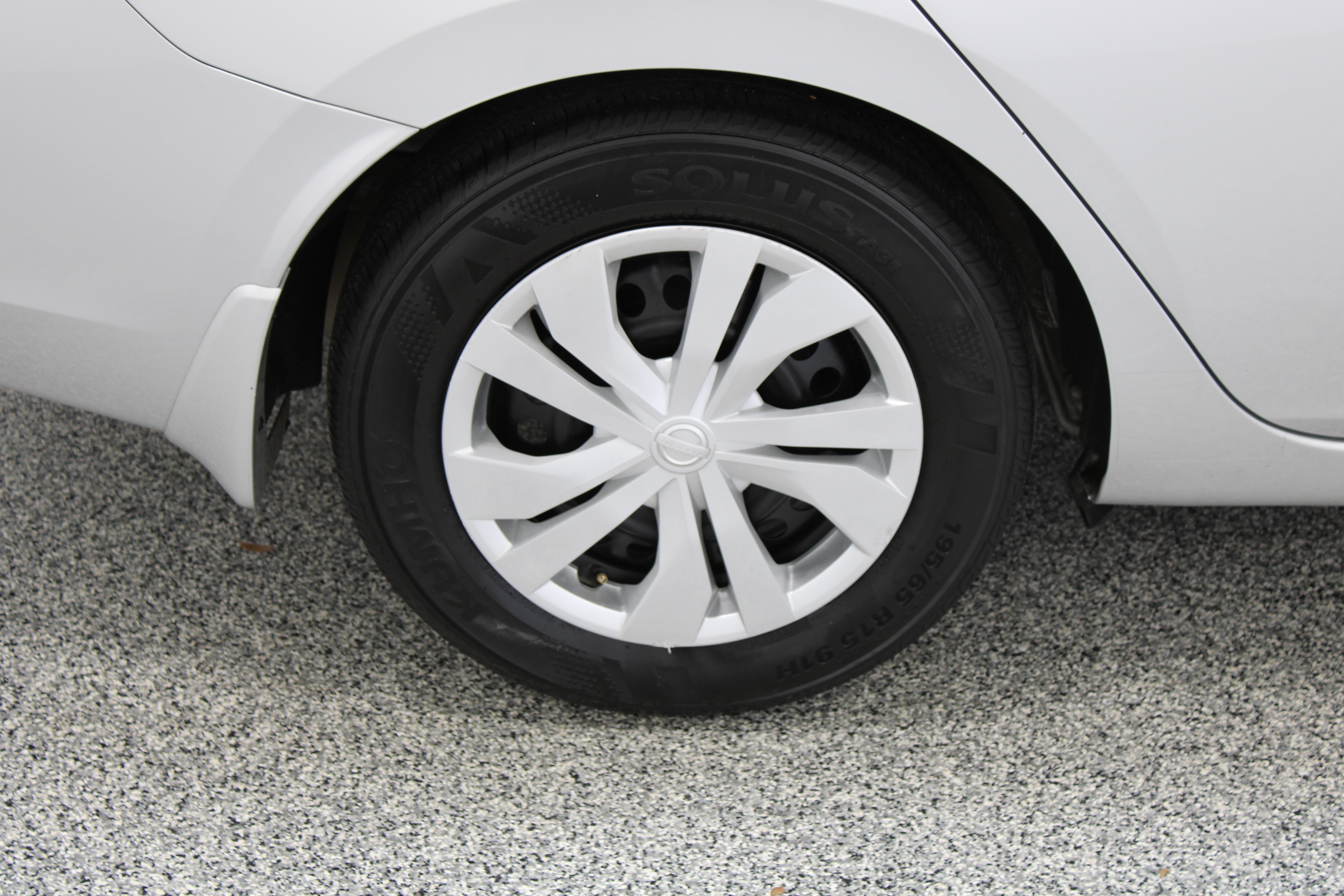 Used 2025 Nissan Versa S w/ Trunk Package FWD image 6