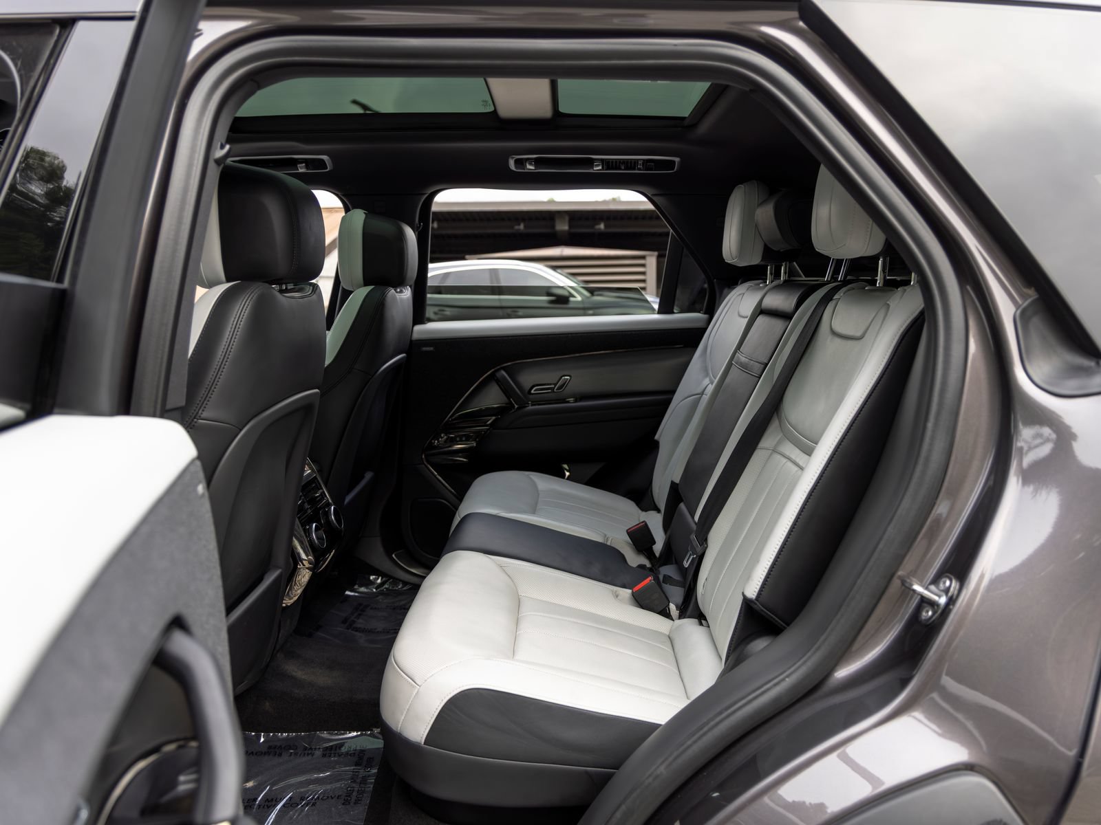 Used 2024 Land Rover Range Rover Sport Dynamic SE AWD/4WD image 41